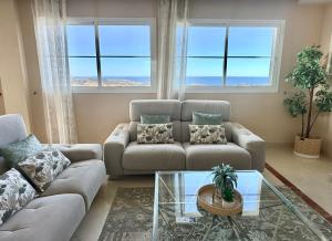 Posedenie v ubytovaní Mirador Panoramic Sea Views - Private villa