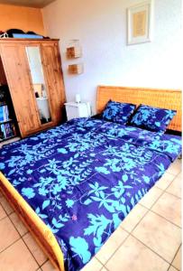 Postel nebo postele na pokoji v ubytování Appartement très lumineux au centre ville