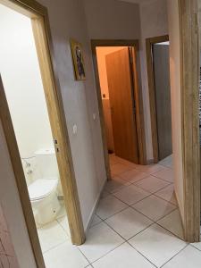 Koupelna v ubytování A seaside apartment + 47 fotografií