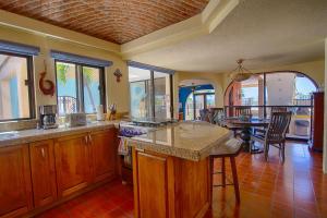 Gallery image of Casa Vista De Cortez in Cabo San Lucas +28 photos