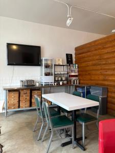 Köök või kööginurk majutusasutuses Ace Hotel Seattle