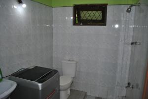 Koupelna v ubytování Vistar house
