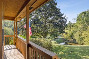 Природа в окрестностях дома для отпуска