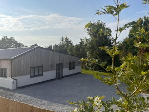 Gallery image of The Barn, Little Bovey Farm in Venn Cross Station