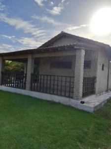 Budova, kde se chata nachází