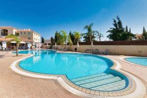 Gallery image of 2 Bedroom Apartment, Pools, 800m to Beach, Kyklades Resort in Paralimni