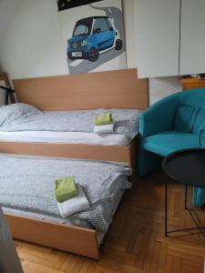 Postel nebo postele na pokoji v ubytování APARTMANI Emerald Dream