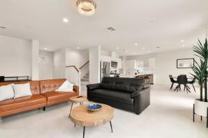Gambar di galeri bagi Sunnyside Up SD Gem di San Diego