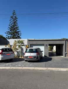 ケープタウンにあるCoastal House - 2BR and Self cateringのギャラリーの写真