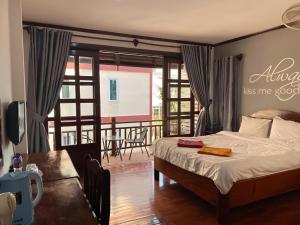 Hotel location and nearby attractions at DaViKa Hotel, DaViKa Hotel- Vientiane
