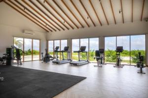 Fitness centrum a/nebo fitness zařízení v ubytování Joy Island Maldives All Inclusive Resort