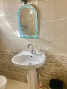 Ένα μπάνιο στο Dahab Practical Zone, AC, WiFi, bike