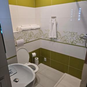 Koupelna v ubytování Apartmány Hertvinka