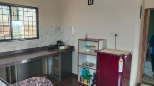 Dapur atau dapur kecil di Joy's House