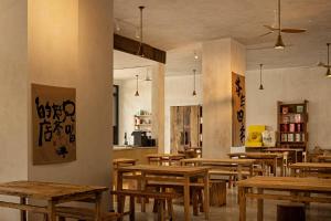 Restaurace v ubytování 北海银滩亚屿民宿