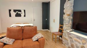 Telewizja i/lub zestaw kina domowego w obiekcie Doma Etxea Donostia-San Sebastian ESS02683