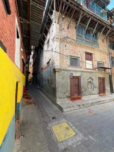 Edificio in cui si trova la stanza in casa privata