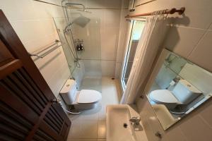 ห้องน้ำของ Baan Nam Pen Resort