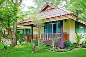 สวนหย่อมนอก Baan Nam Pen Resort