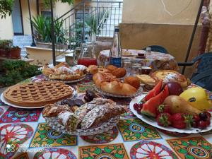 Jedlo v ubytovaní bed & breakfast alebo blízkom okolí