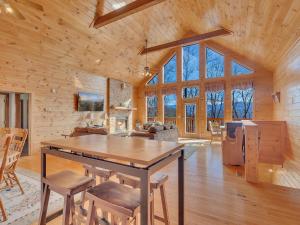 Φωτογραφία από το άλμπουμ του Life of Luxury #12 σε Gatlinburg