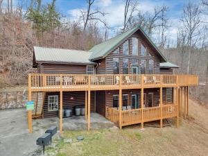 Το κτήριο όπου στεγάζεται  η παραθεριστική κατοικία