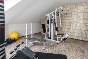 Fitness centrum a/nebo fitness zařízení v ubytování Hotel Residenz Limburgerhof