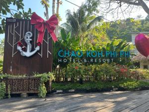 Taman di luar โรงแรมชาวเกาะพีพี Chaokoh Phi Phi Island