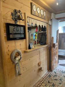TV a/nebo společenská místnost v ubytování Chalet Valeruz