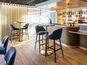 Lounge nebo bar v ubytování Mercure Toulouse Aeroport Blagnac