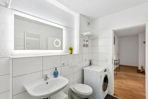 Ένα μπάνιο στο Larooms - Nulandt#4, zentrale Lage, tolle Anbindung +13 φωτογραφίες