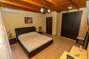 Letto o letti in una camera di Hotel Albania