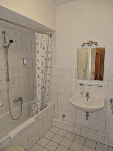 Koupelna v ubytování Hotel Wikinger Hof