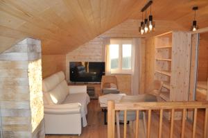 Telewizja i/lub zestaw kina domowego w obiekcie Ferienwohnung Mayrhofer