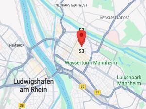 a map of westhampton with a red marker at Schönes kleines Apartment direkt in Mannheim Innenstadt in Mannheim