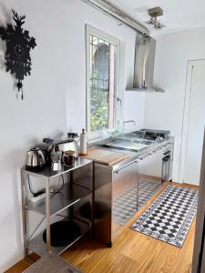 A kitchen or kitchenette at Capitan Antonin