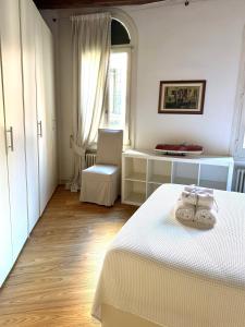 A bed or beds in a room at Capitan Antonin