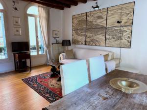 A television and/or entertainment centre at Capitan Antonin
