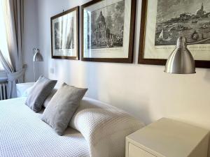 A bed or beds in a room at Capitan Antonin