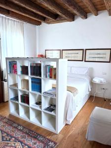 A bed or beds in a room at Capitan Antonin