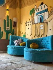 Area soggiorno di Bedouin Hostel- دار البدوي