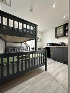 Kuchyň nebo kuchyňský kout v ubytování Fulham Guest Studios 268