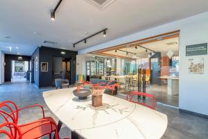 Posezení v ubytování B&B HOTEL Sassari