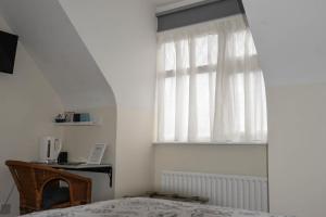 Gallery image of BlueTit Lodge in Kilkee +22 photos