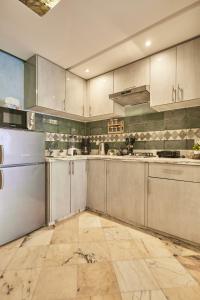 米勒福特Amwaj Apt - Merlift Coastal Gem Beach at Your Doorstep的相册照片