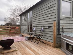 Gambar di galeri bagi 'Swan' Lakeview Lodge di Bishampton +13 gambar