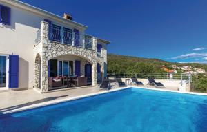 Bazén v ubytování VillaBlu1 Doppelhaushälfte Seaview, Pool nebo v jeho okolí