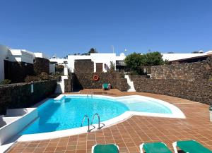 Bazén v ubytování Oasis en Lanzarote nebo v jeho okolí
