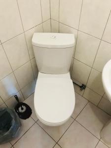 Koupelna v ubytování Guest House KARTA F M