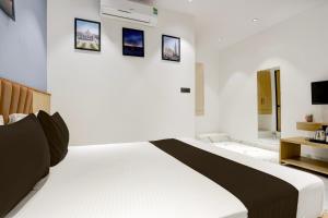 Gallery image of Hotel O World View in Surat